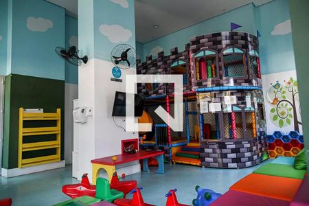 Apartamento para alugar com 111m², 3 quartos e 2 vagas Apartamento para alugar com 111m², 3 quartos e 2 vagasÁrea comum - Brinquedoteca