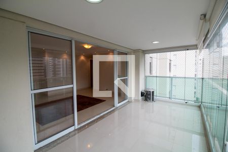 Apartamento para alugar com 111m², 3 quartos e 2 vagas Apartamento para alugar com 111m², 3 quartos e 2 vagasTerraço