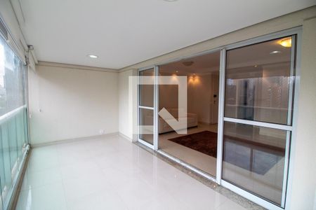 Apartamento para alugar com 111m², 3 quartos e 2 vagas Apartamento para alugar com 111m², 3 quartos e 2 vagasTerraço