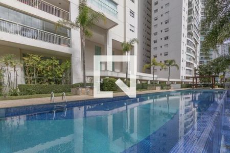 Apartamento para alugar com 111m², 3 quartos e 2 vagas Apartamento para alugar com 111m², 3 quartos e 2 vagasÁrea comum - Piscina