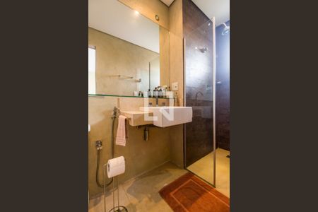 Casa de condomínio à venda com 310m², 3 quartos e 3 vagasBanheiro da Suíte 2