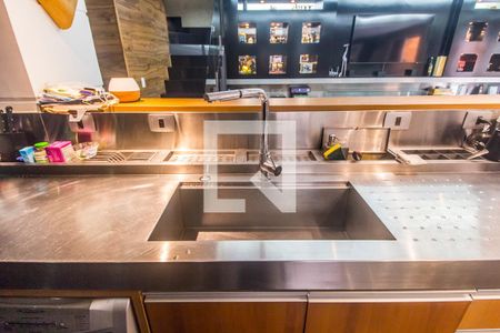 Casa de condomínio à venda com 310m², 3 quartos e 3 vagasDetalhe da cozinha