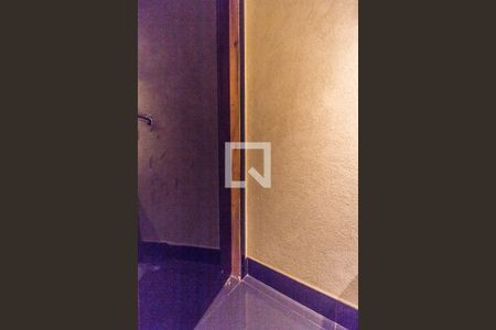 Casa de condomínio à venda com 310m², 3 quartos e 3 vagasLavabo