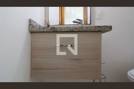 Casa de condomínio à venda com 80m², 2 quartos e 1 vagaLavabo