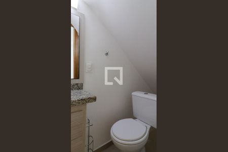 Casa de condomínio à venda com 80m², 2 quartos e 1 vagaLavabo