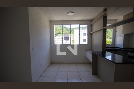 Sala de apartamento para alugar com 2 quartos, 43m² em Vargem Grande, Rio de Janeiro