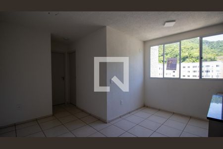 Apartamento para alugar com 2 quartos, 43m² em Vargem Grande, Rio de Janeiro