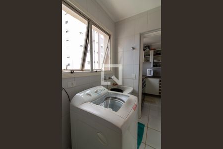 Apartamento para alugar com 182m², 3 quartos e 2 vagasÁrea de Serviço