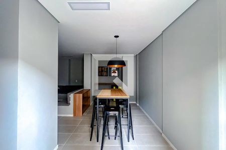 Apartamento à venda com 37m², 2 quartos e sem vagaÁrea comum