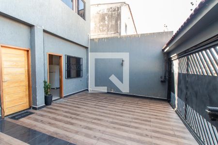 Área comum - Garagem de kitnet/studio para alugar com 1 quarto, 28m² em Vila Mazzei, São Paulo