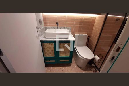 Apartamento à venda com 67m², 2 quartos e 1 vaga Apartamento à venda com 67m², 2 quartos e 1 vagaBanheiro da Suíte