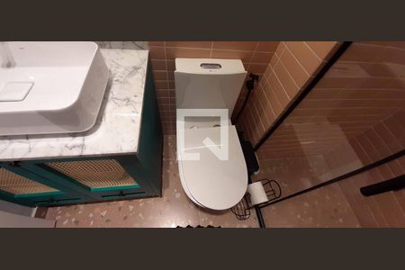 Apartamento à venda com 67m², 2 quartos e 1 vaga Apartamento à venda com 67m², 2 quartos e 1 vagaBanheiro da Suíte