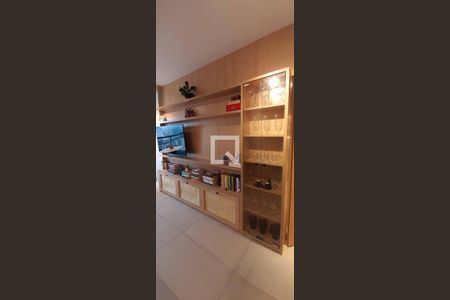 Apartamento à venda com 67m², 2 quartos e 1 vaga Apartamento à venda com 67m², 2 quartos e 1 vagaSala