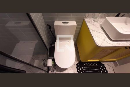 Apartamento à venda com 67m², 2 quartos e 1 vaga Apartamento à venda com 67m², 2 quartos e 1 vagaBanheiro Social