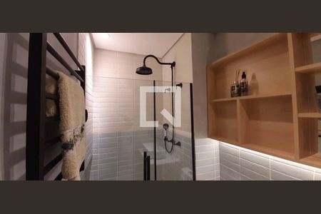 Apartamento à venda com 67m², 2 quartos e 1 vaga Apartamento à venda com 67m², 2 quartos e 1 vagaBanheiro Social