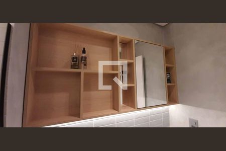 Apartamento à venda com 67m², 2 quartos e 1 vaga Apartamento à venda com 67m², 2 quartos e 1 vagaBanheiro Social