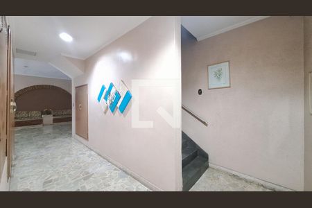 Apartamento à venda com 98m², 3 quartos e sem vagaCorredor