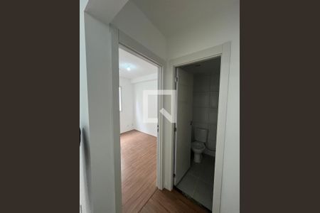 Banheiro do Quarto 1 de apartamento para alugar com 2 quartos, 36m² em Jardim São Savério, São Bernardo do Campo