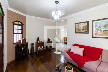 Sala de casa à venda com 3 quartos, 235m² em Santa Amélia, Belo Horizonte