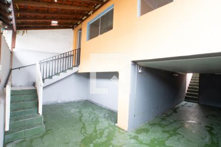 Garagem de casa para alugar com 4 quartos, 200m² em Jardim Testae, Guarulhos