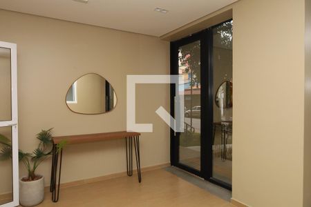 Apartamento à venda com 42m², 2 quartos e 1 vagaÁrea comum - Saguão do condomínio