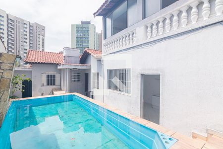 Casa à venda com 280m², 3 quartos e 3 vagasPiscina
