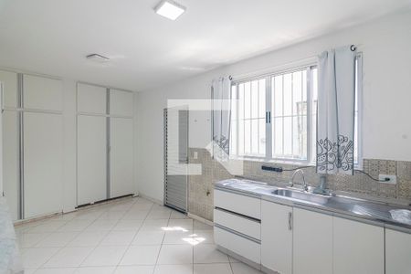 Casa à venda com 280m², 3 quartos e 3 vagasCozinha