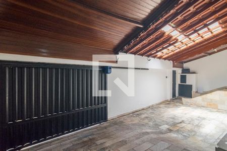 Casa à venda com 280m², 3 quartos e 3 vagasGaragem