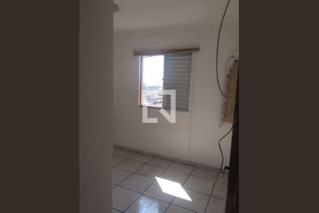 Quarto de apartamento à venda com 2 quartos, 54m² em Casa Grande, Diadema