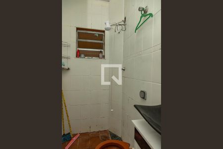 Casa à venda com 600m², 5 quartos e 2 vagas Casa à venda com 600m², 5 quartos e 2 vagasCasa 3 - banheiro