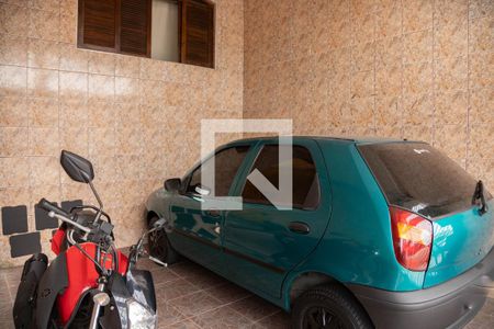 Casa à venda com 600m², 5 quartos e 2 vagas Casa à venda com 600m², 5 quartos e 2 vagasGaragem