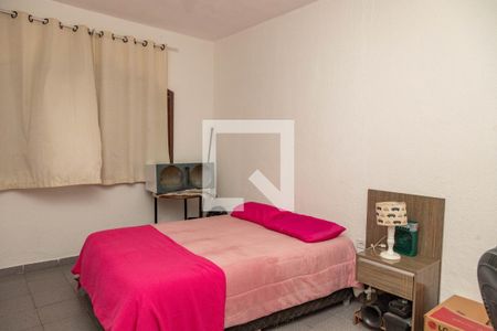 Casa à venda com 600m², 5 quartos e 2 vagas Casa à venda com 600m², 5 quartos e 2 vagasCasa 3 - quarto