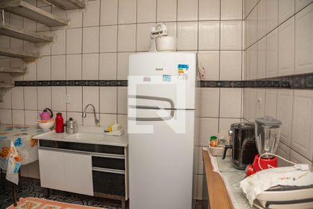 Casa à venda com 600m², 5 quartos e 2 vagas Casa à venda com 600m², 5 quartos e 2 vagasCozinha