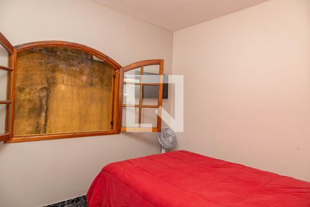 Casa à venda com 600m², 5 quartos e 2 vagas Casa à venda com 600m², 5 quartos e 2 vagasQuarto 2