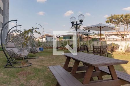 Apartamento para alugar com 52m², 2 quartos e 1 vaga Apartamento para alugar com 52m², 2 quartos e 1 vagaÁrea comum - PlaygroundÁrea comum - Espaço Verde