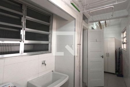 Apartamento para alugar com 148m², 3 quartos e 1 vagaÁrea de Serviço