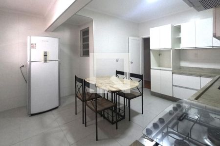 Apartamento para alugar com 148m², 3 quartos e 1 vagaCozinha