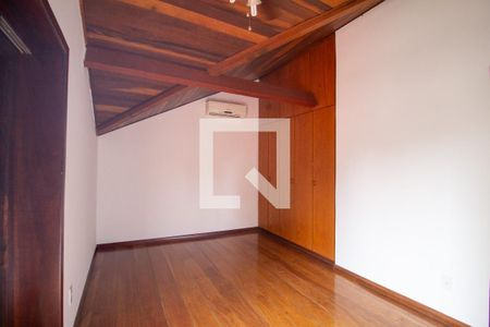 Casa de condomínio para alugar com 720m², 4 quartos e 15 vagasSuite Superior