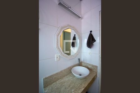 Casa de condomínio para alugar com 720m², 4 quartos e 15 vagasBanheiro da Suíte 2