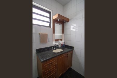 Casa de condomínio para alugar com 720m², 4 quartos e 15 vagasBanheiro Suite Superior