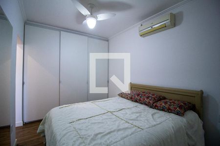 Casa de condomínio para alugar com 720m², 4 quartos e 15 vagasSuíte 2