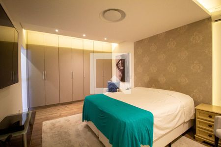 Casa de condomínio para alugar com 720m², 4 quartos e 15 vagasSuíte 1