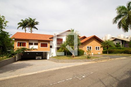 Casa de condomínio para alugar com 720m², 4 quartos e 15 vagasFachada
