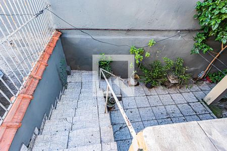 Casa à venda com 170m², 3 quartos e 2 vagas Casa à venda com 170m², 3 quartos e 2 vagasQuintal