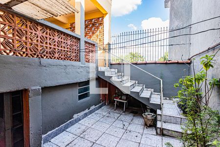 Casa à venda com 170m², 3 quartos e 2 vagas Casa à venda com 170m², 3 quartos e 2 vagasQuintal