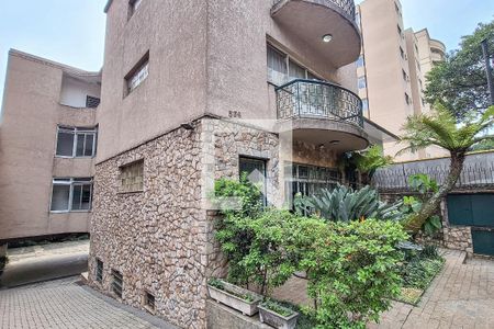 Casa à venda com 630m², 9 quartos e 2 vagasFachada