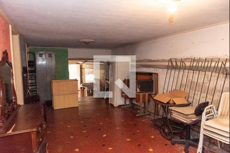 Casa à venda com 630m², 9 quartos e 2 vagasSótão