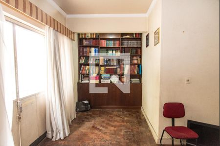 Sala de casa à venda com 9 quartos, 630m² em Cambuci, São Paulo