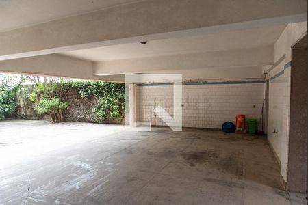 Casa à venda com 630m², 9 quartos e 2 vagasGaragem