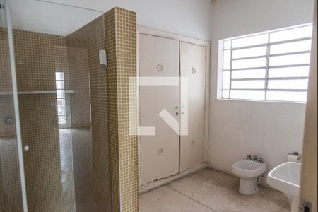 Casa à venda com 630m², 9 quartos e 2 vagasBanheiro - piso 3